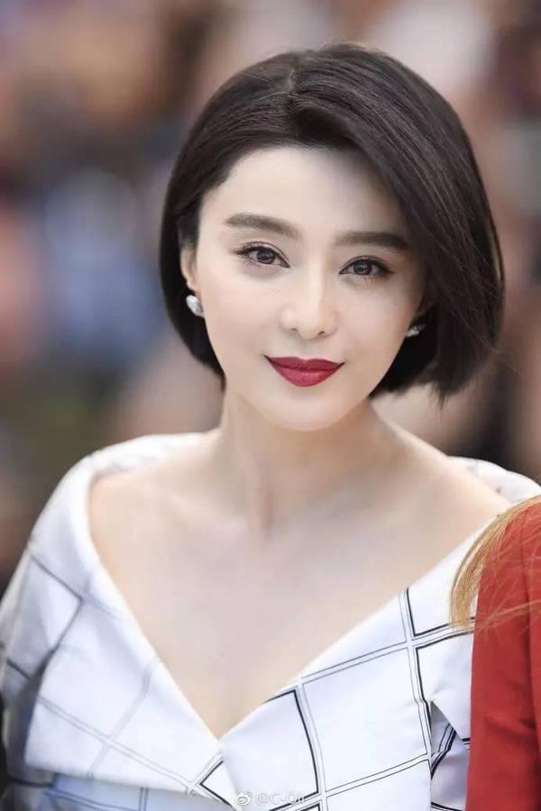 赵丽颖最新短发造型，展现变化之美与学习自信的力量